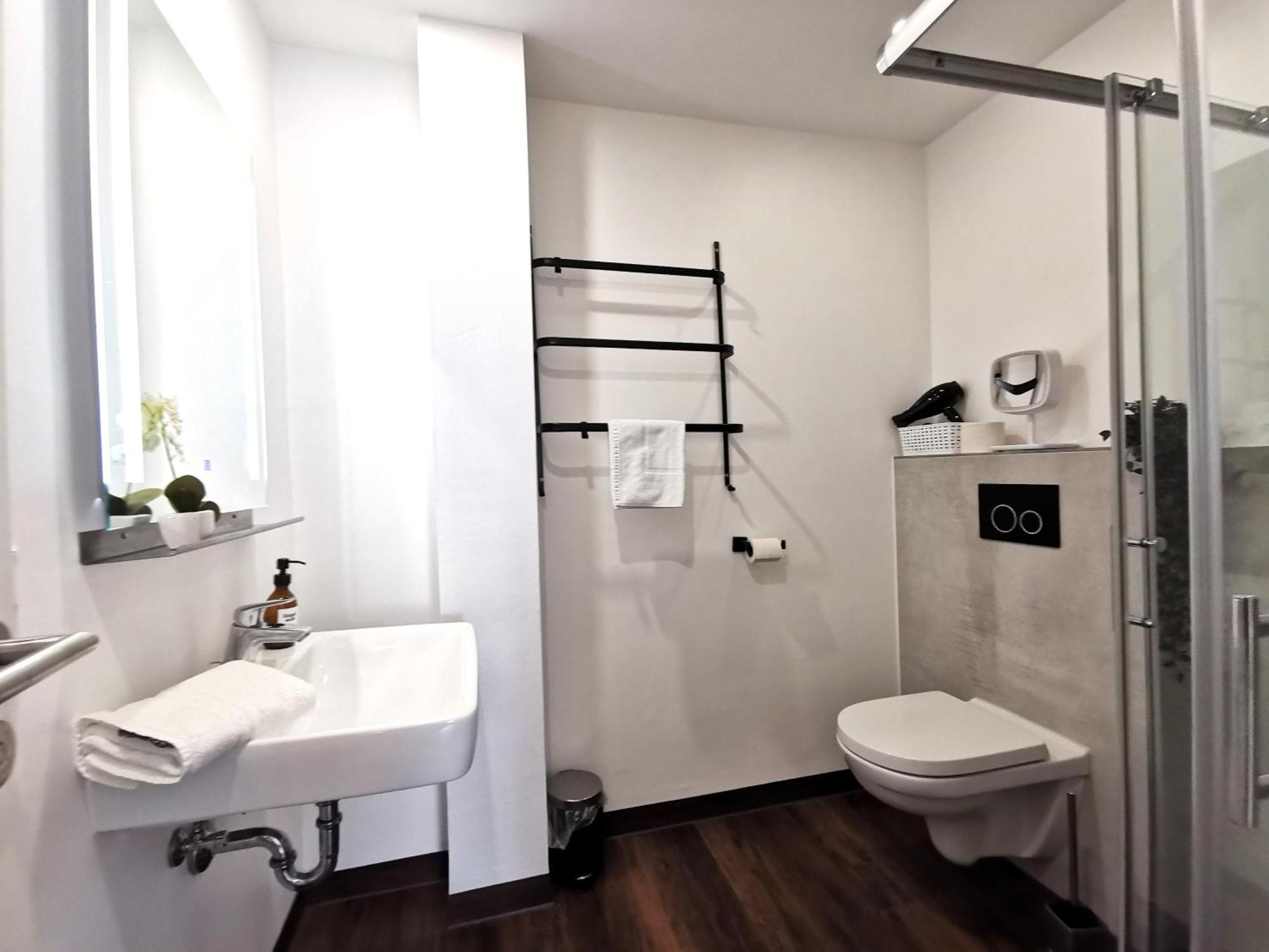 Bohnapartments Am Anger - Zentrum - Vollausstattung - Wlan Erfurt Luaran gambar