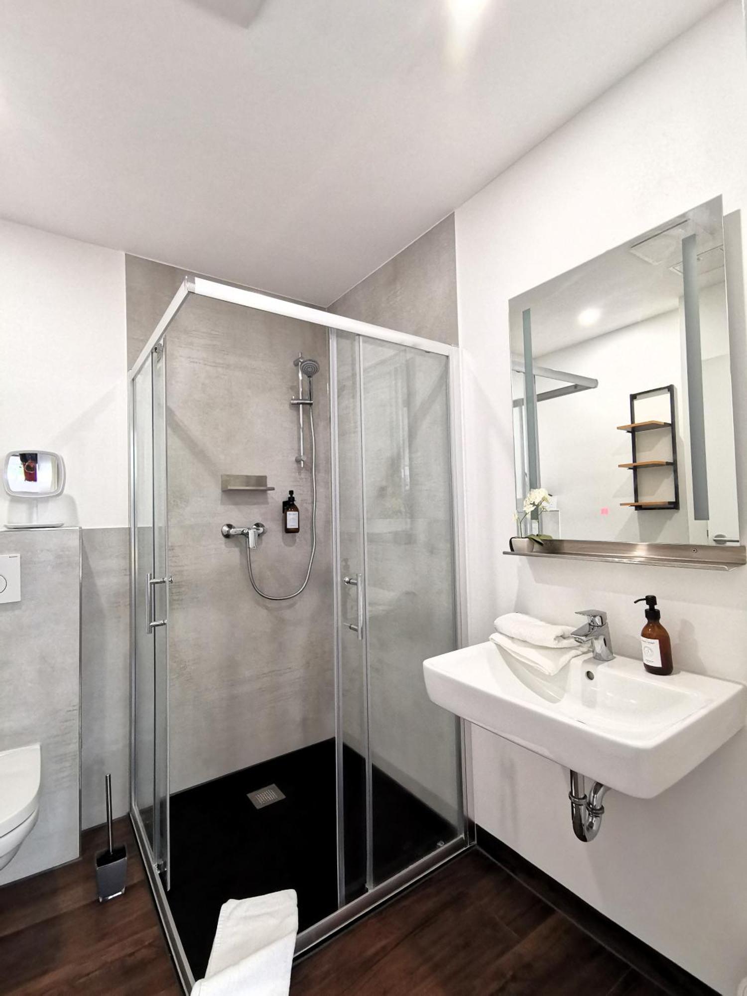 Bohnapartments Am Anger - Zentrum - Vollausstattung - Wlan Erfurt Luaran gambar